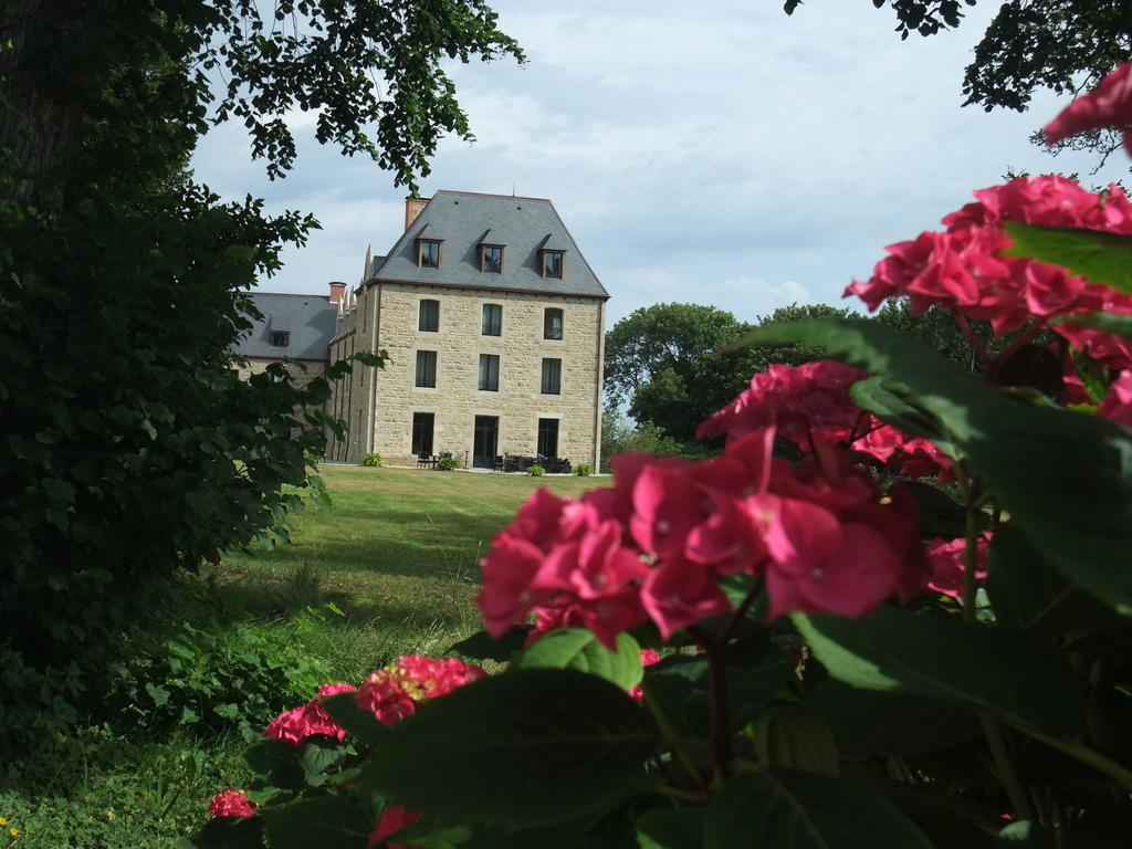 Manoir De Kergrec'H Hotel Plougrescant Ngoại thất bức ảnh