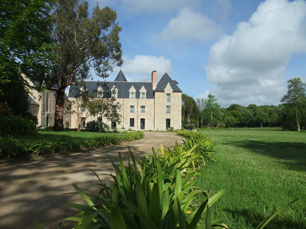 Manoir De Kergrec'H Hotel Plougrescant Ngoại thất bức ảnh